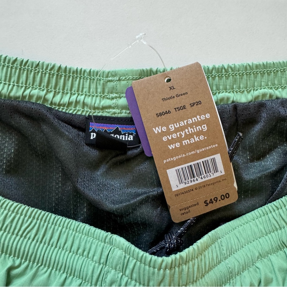 NWT Patagonia Men's Baggies Lights XL - Picture 2 of 4
